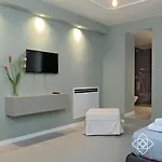 B&Bari, Via Cairoli, Le Case Di Aurelia Guesthouse